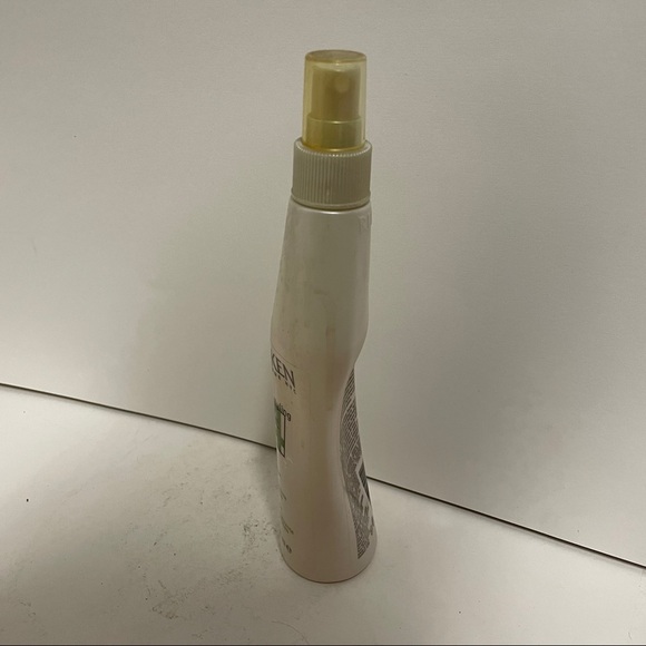 Redken Traction No. 4 Texture Spray HTF - Picture 3 of 4